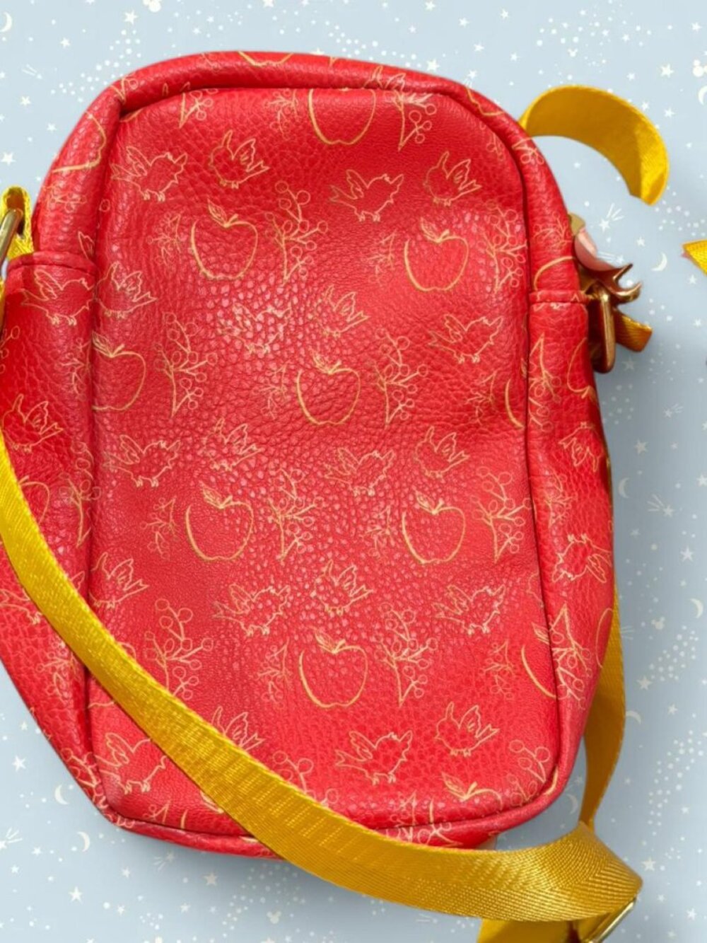 Buckle Down Disney Snow White red and gold crossbody bag - Picture 2 of 5